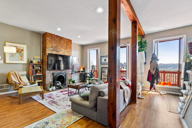 Unit 1 - 1764 Perrysville Ave