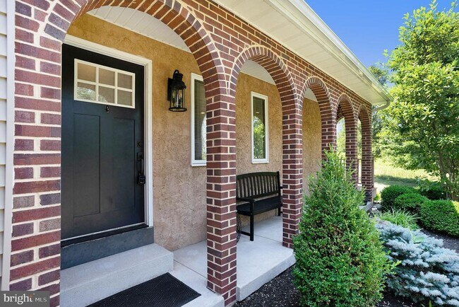 Building Photo - 1244 Pawlings Rd