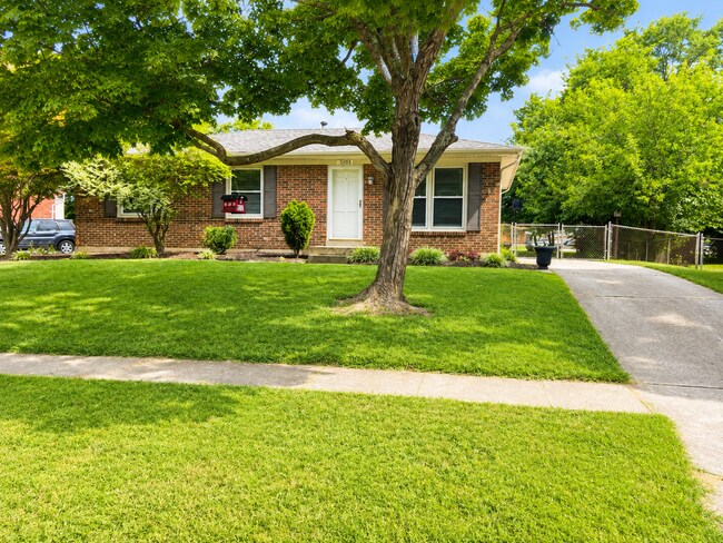 Foto del edificio - 5103 Mediterranean Ct