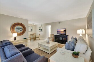 Building Photo - 766 Central Ave