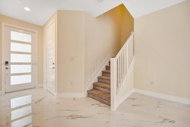 Foto del edificio - 15854 NW 91st Ct