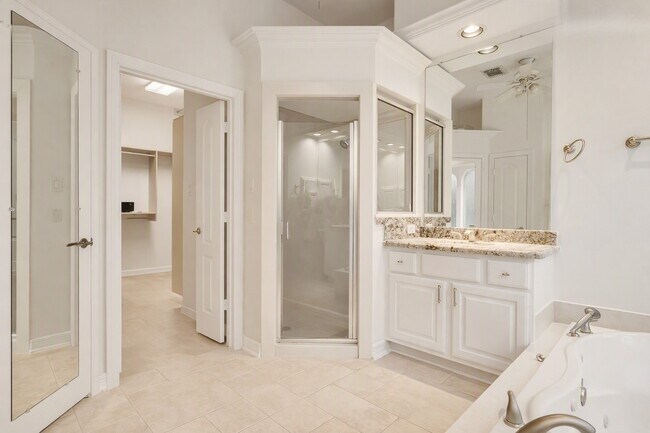 Building Photo - 1211 Sterling Ct