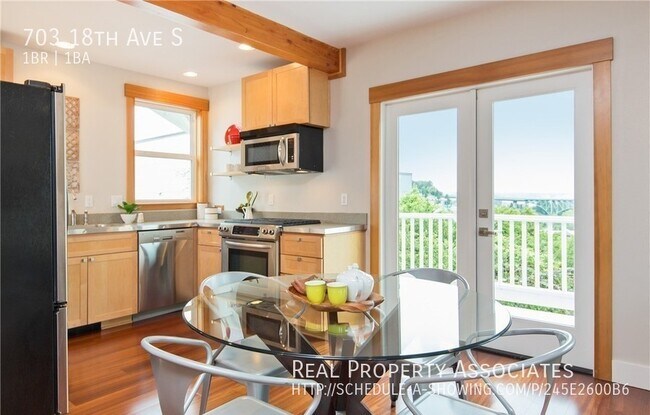 Foto del edificio - 703 18th Ave S