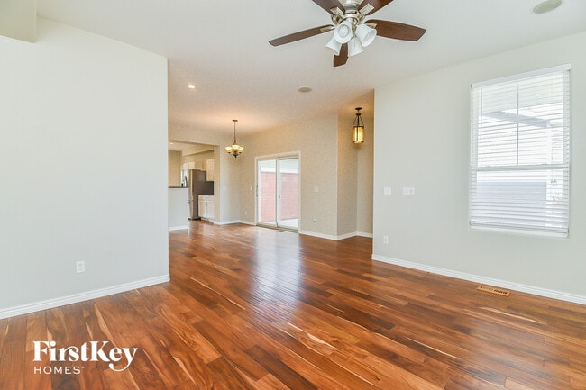 Building Photo - 6419 Silverwind Cir