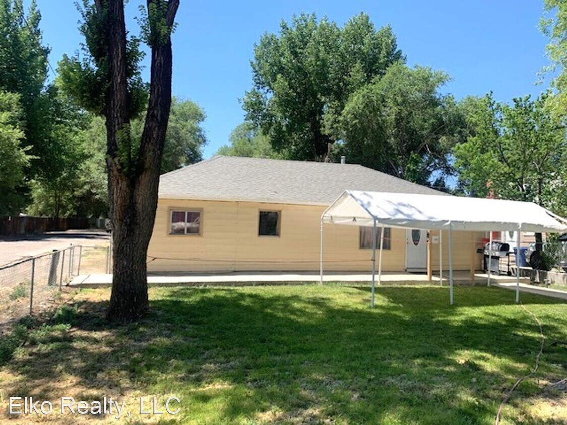 Primary Photo - 4 br, 2 bath House - 566 S. 9th Street