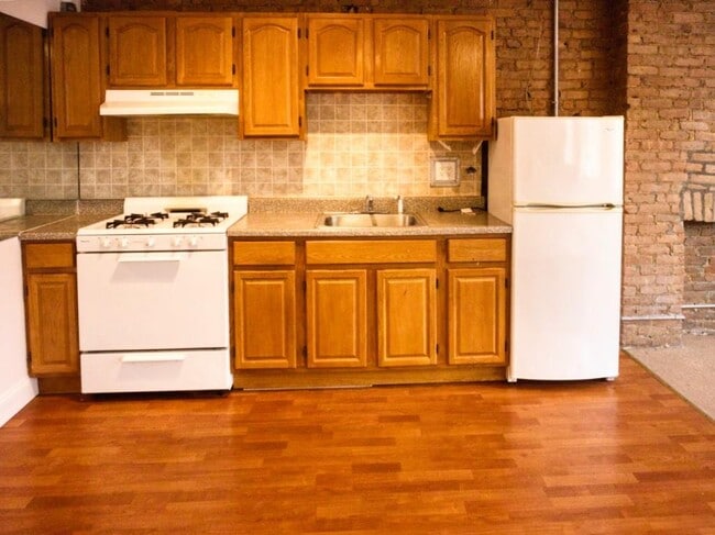 Foto del edificio - 6412-6418 18th Ave