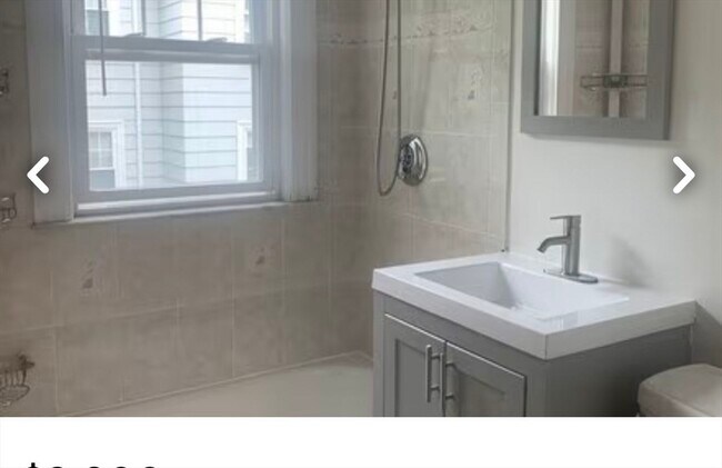 Building Photo - 55 Elgin St