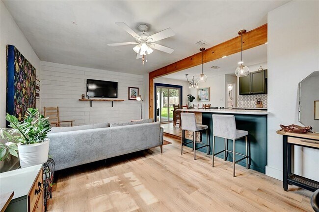 Building Photo - 4602 Little Hill Cir