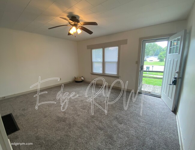 Foto del edificio - NOW AVAILABLE! Charming 2-bedroom in Water...