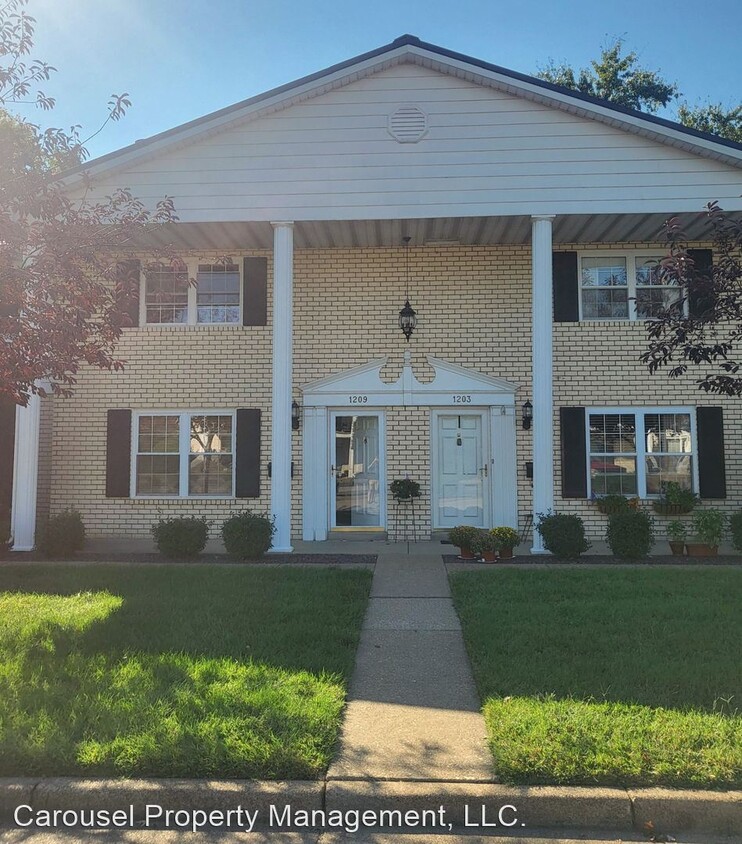 Primary Photo - 2 br, 2.5 bath House - 1209 Burdette Ave.