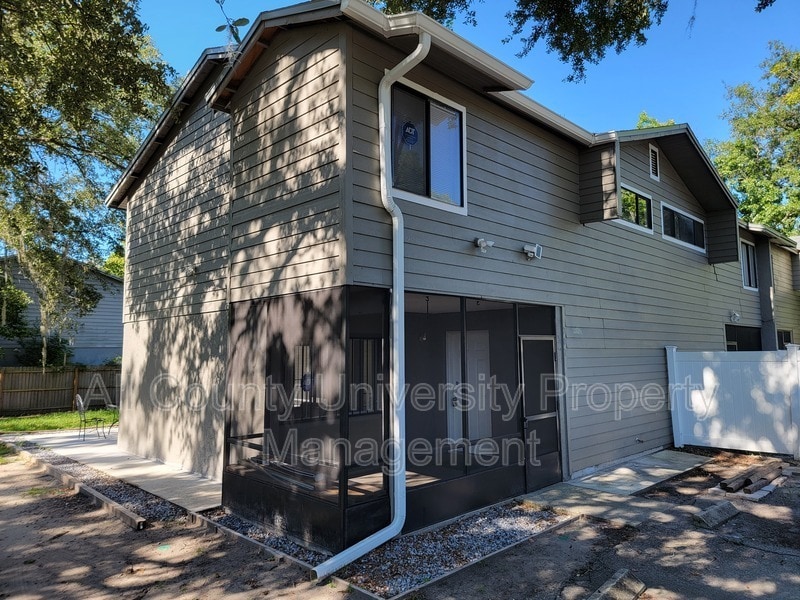 Foto principal - 207 SW 6th Ave