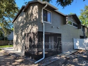 Building Photo - 207 SW 6th Ave