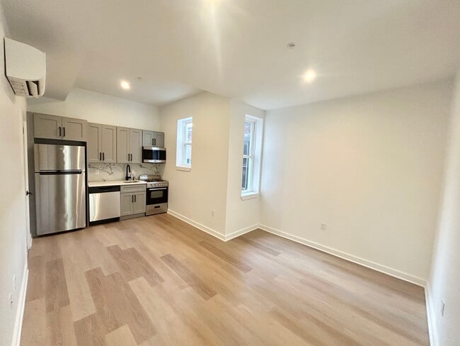 Photo - 2725 W Girard Ave-2F Apartment