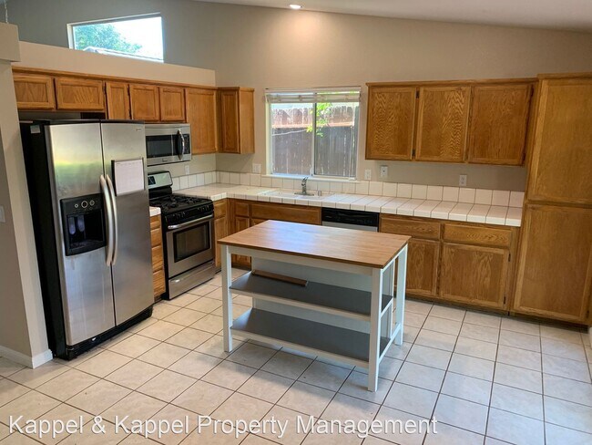 Foto del edificio - 3 br, 2 bath House - 970 Rohwer Court