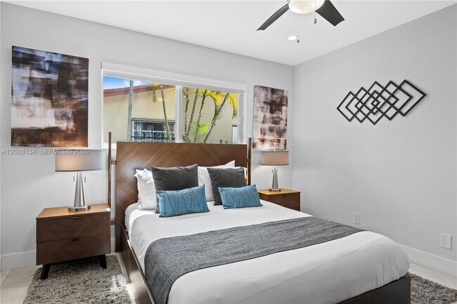 Foto del edificio - 1329 Funston St