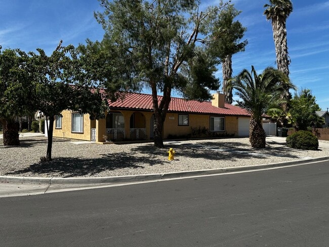 Building Photo - Freshly Updated 3bd/2ba home for rent!