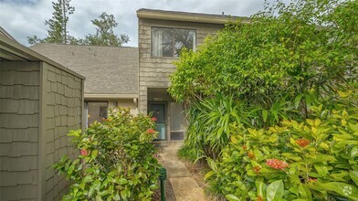 Building Photo - 1621 Clower Creek Dr