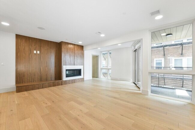 Foto del edificio - 880 E 6th St