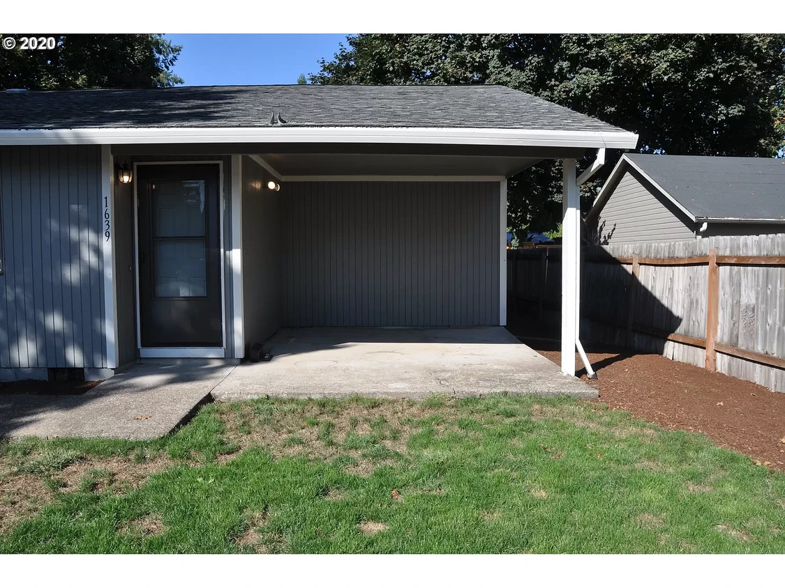 Entrance - 1639 22nd Pl
