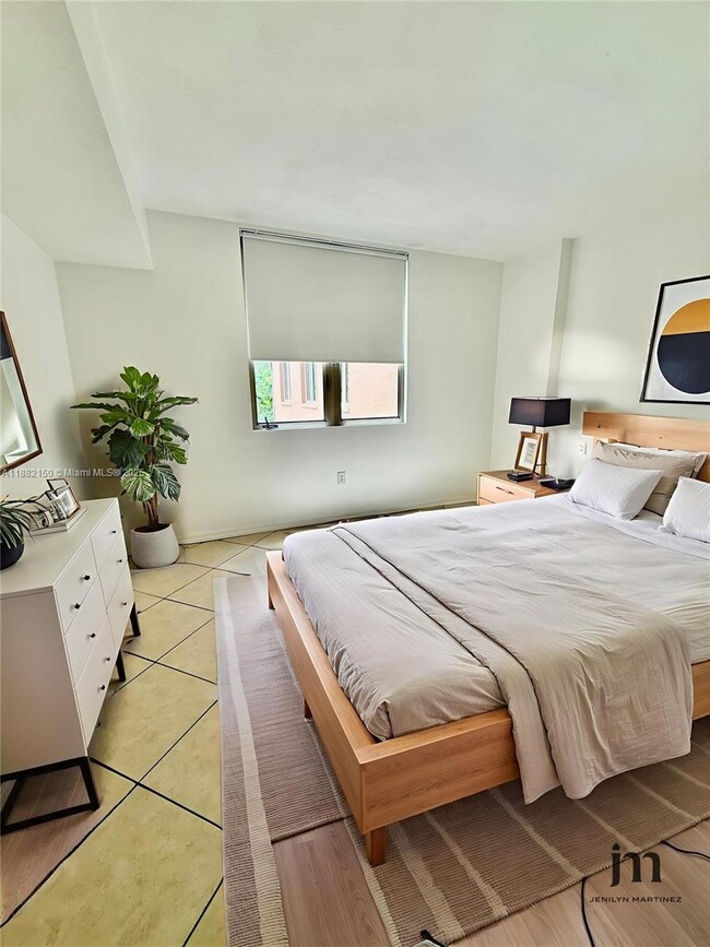 Foto del edificio - 2630 SW 28th St