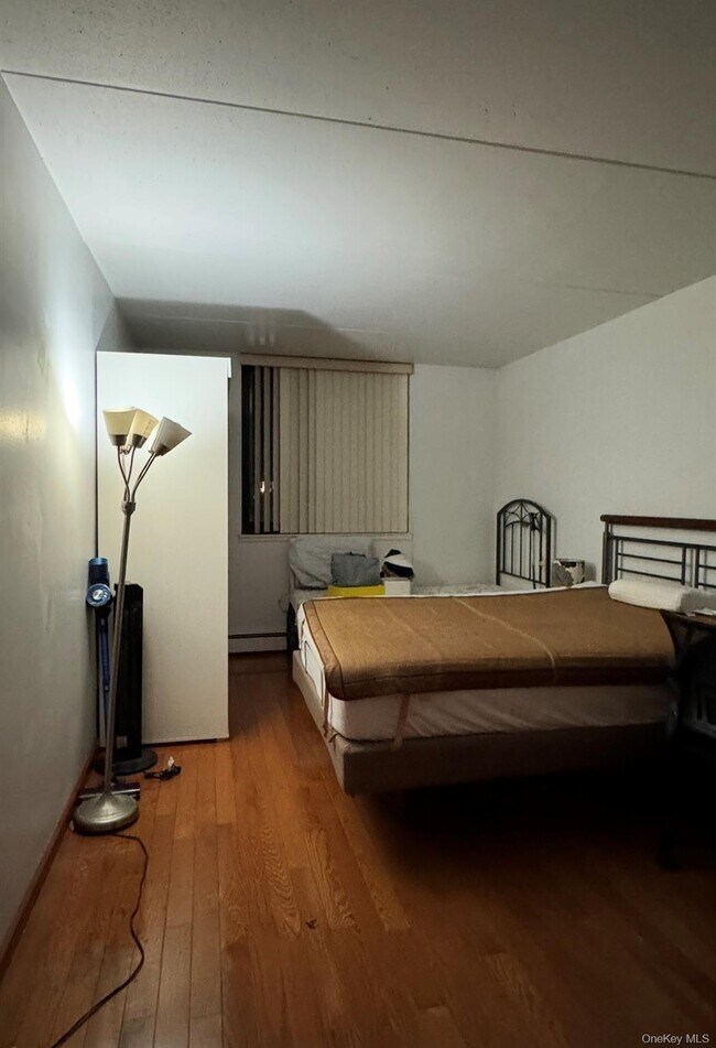 Foto del edificio - 36-41-41 Union St