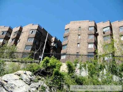 Foto del edificio - 135 West 225th Street