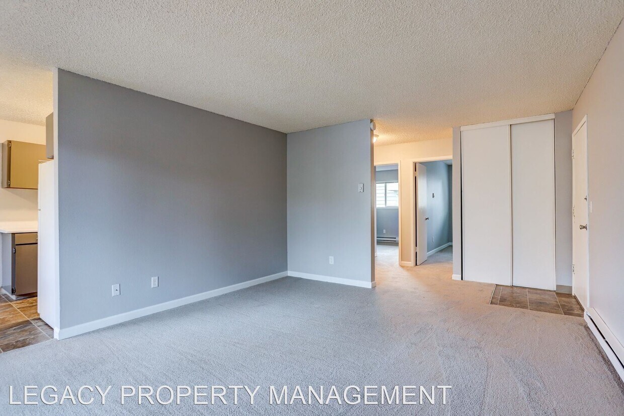 Primary Photo - 2675 SE 162nd Ave