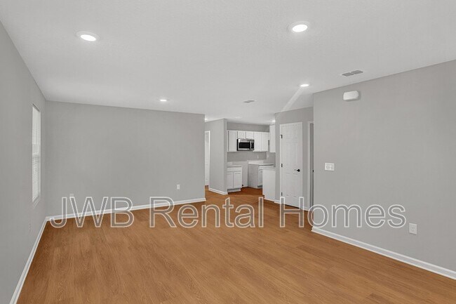 Building Photo - 7946 Dekle Ave