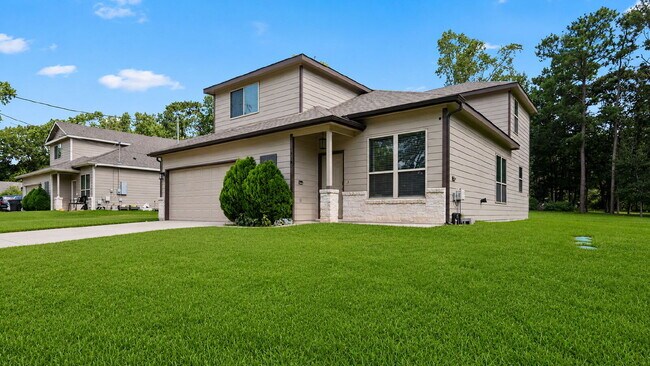 Foto del edificio - Move-In Ready 4-Bedroom Home on a corner lot in Montgomery and All appliances Included!