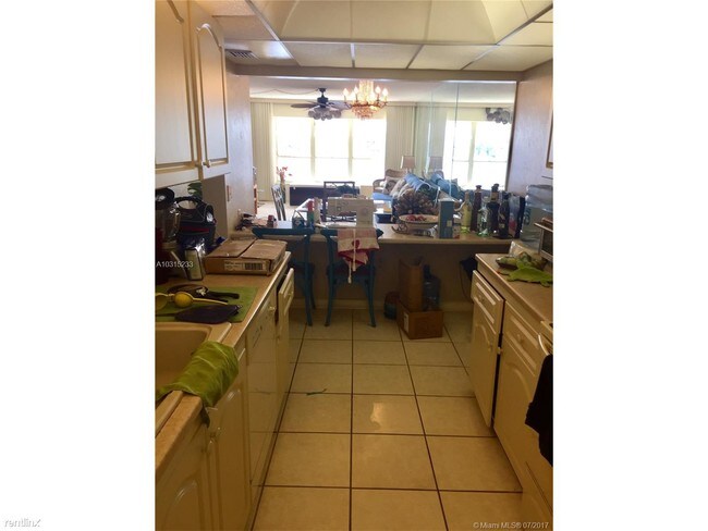 Building Photo - 3 br, 2 bath  - 200 Golden Isles Dr Apt 403
