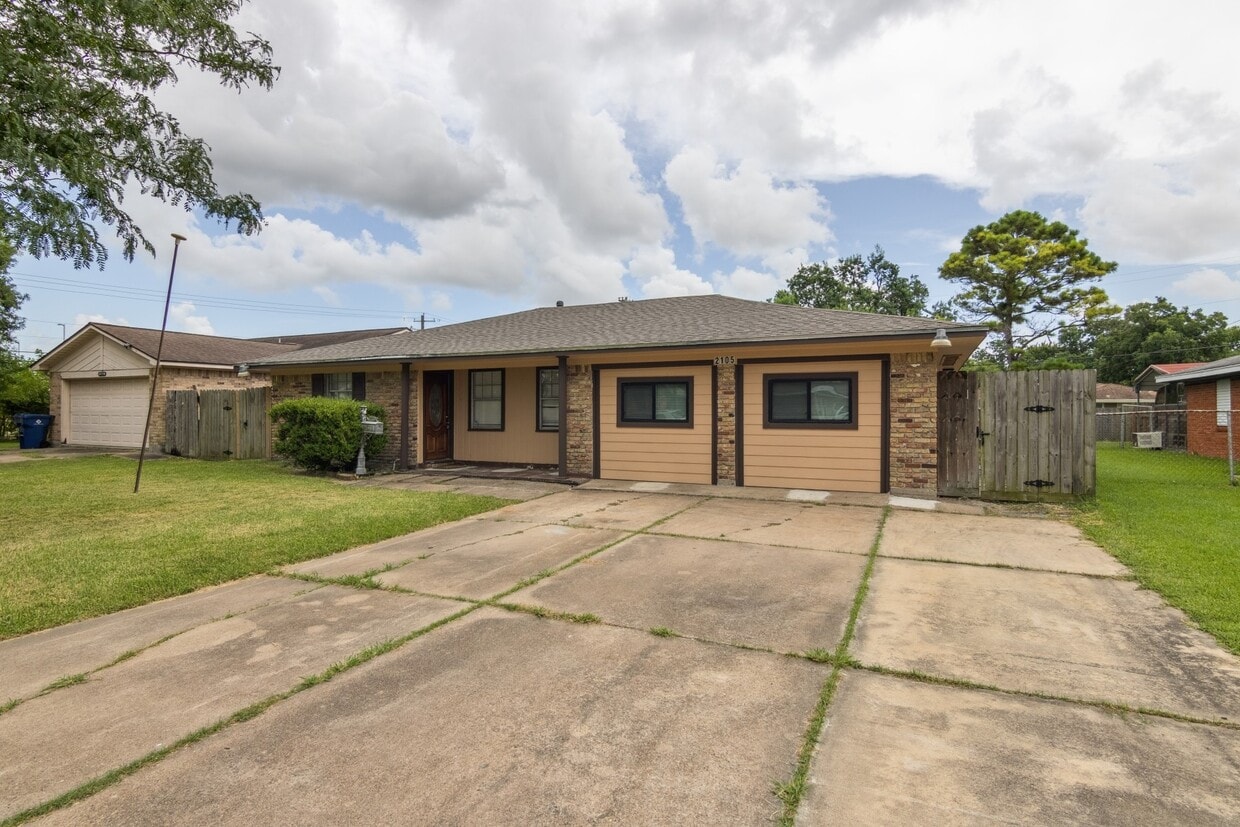 Foto principal - 2105 21st Ave N
