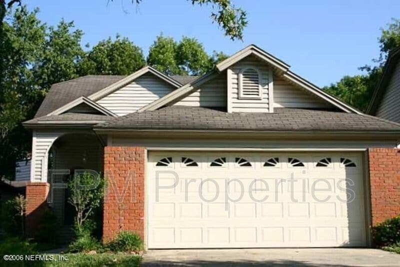 8057 Copperfield Cir S, Jacksonville, FL 32244 House Rental in