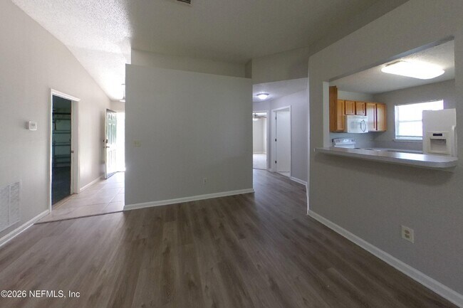 Foto del edificio - 3224 Bliss Rd