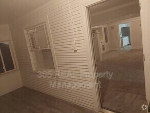 Building Photo - 1743 7th Ave