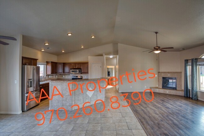 Foto del edificio - 2518 Filmore Ave