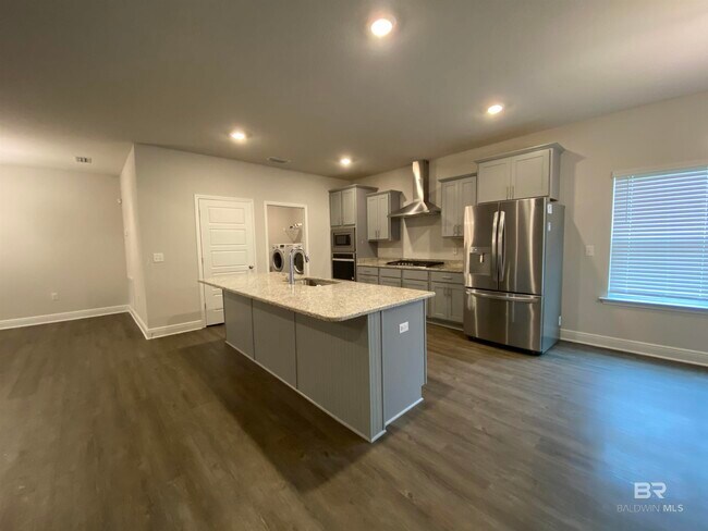 Building Photo - 31240 Semper Dr