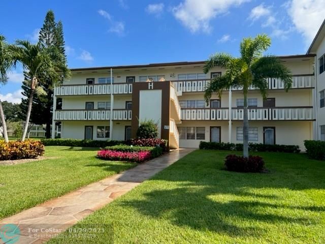 Foto del edificio - 300 Mansfield G