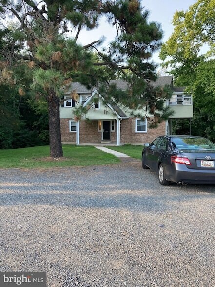 Foto del edificio - 1357 W Pulaski Hwy