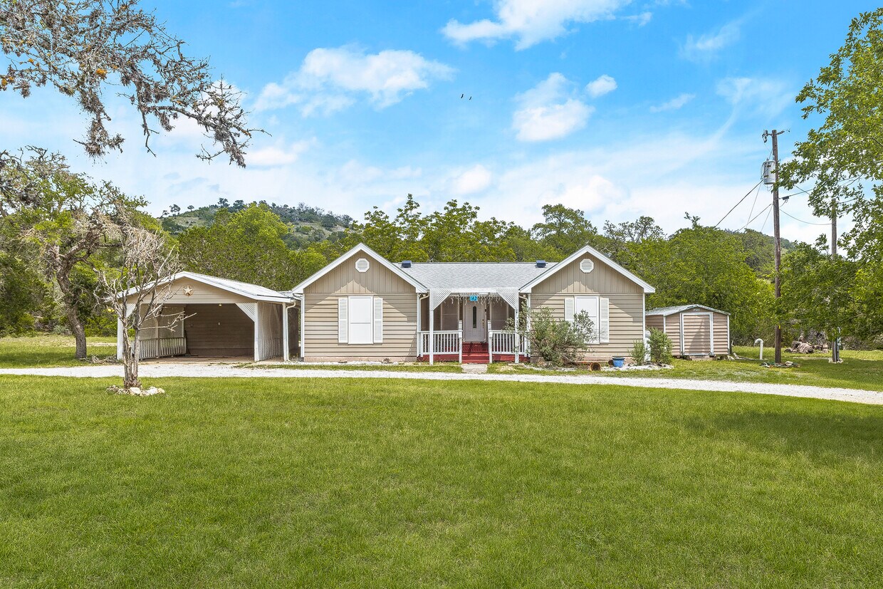 Foto principal - 143 Platten Creek Rd