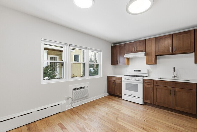 Foto del edificio - 1506 Glencoe Ave