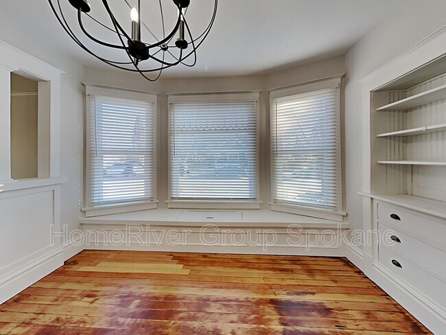 Building Photo - 2503 N Madelia St