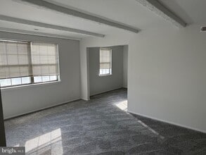 Building Photo - 10 ROBERT TREAT PAINE