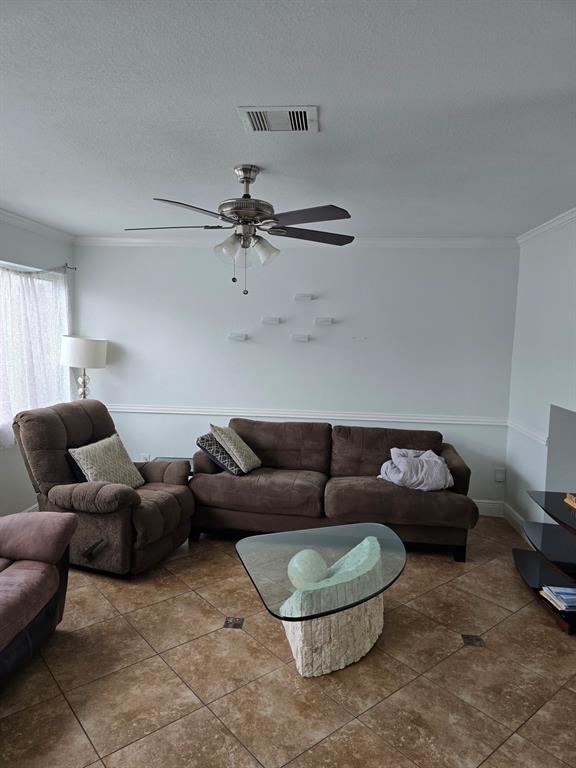 Building Photo - 11738 Chanteloup Dr