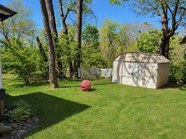 Foto del edificio - 7 Kennedy Ln