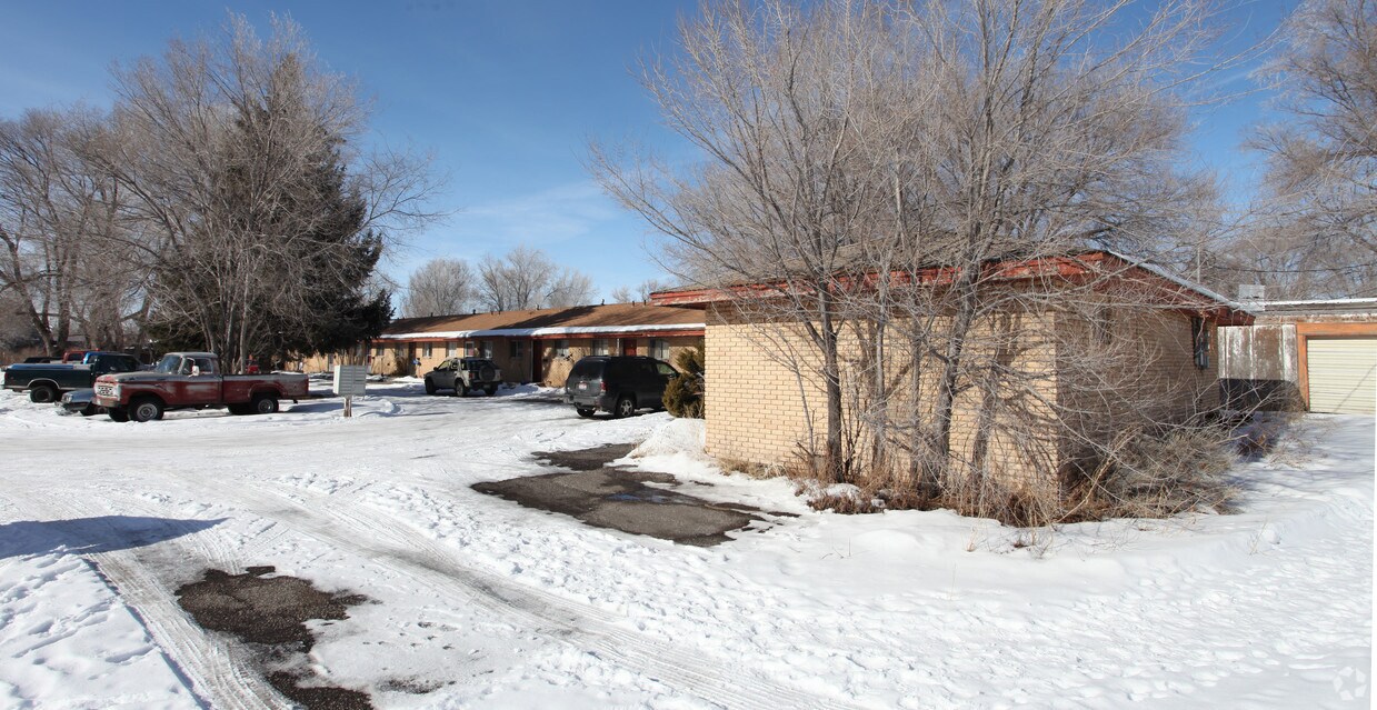 Primary Photo - 265 S Skyline Dr