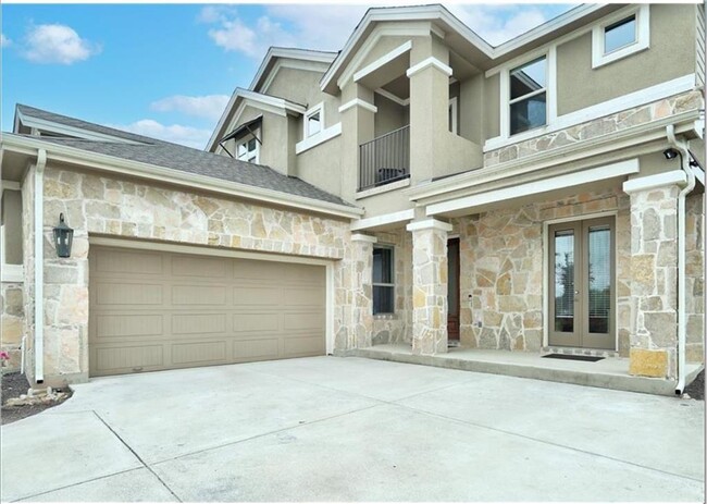 Building Photo - 5310 Scenic Lake Dr