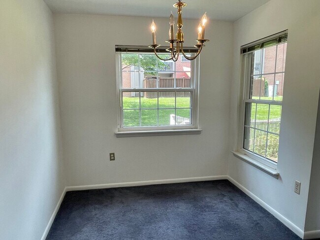 Foto del edificio - 1954 Kennedy Dr