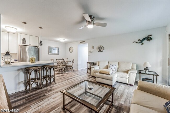 Foto del edificio - 8081 S Woods Cir