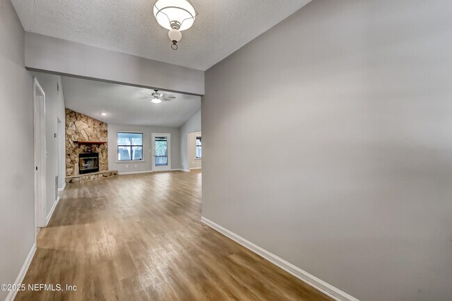 Foto del edificio - 5254 Percheron Ct