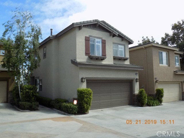Building Photo - 108 Woodcrest Ln